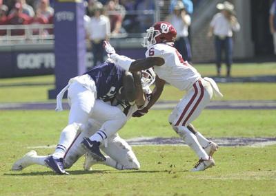 Ou Football Following Mother S Death Tre Brown Makes First Start