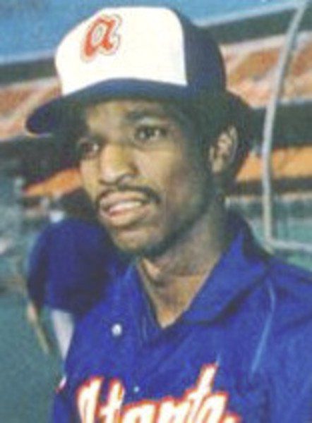 Bob Horner hits 4 HR's against the Expos 