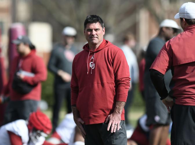 sooners-promoting-littrell-finley-to-co-offensive-coordinators-per