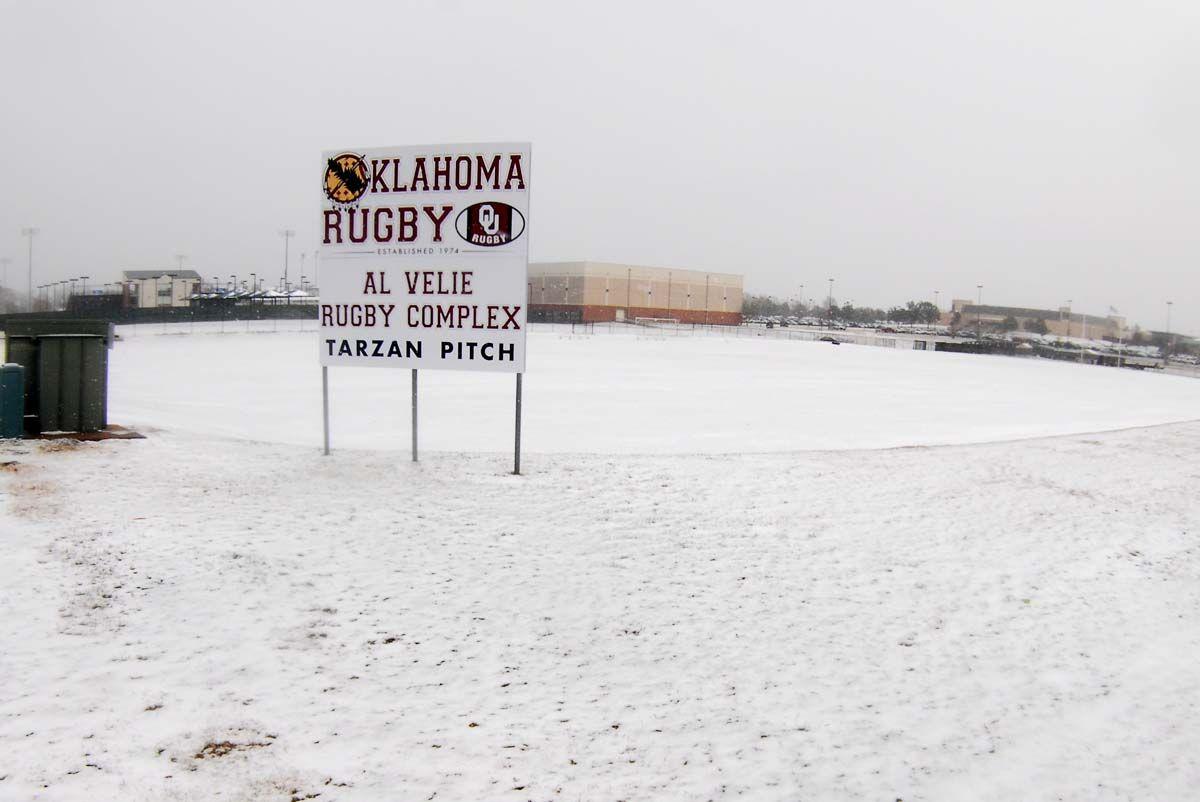 Snow covers Norman, Oklahoma News