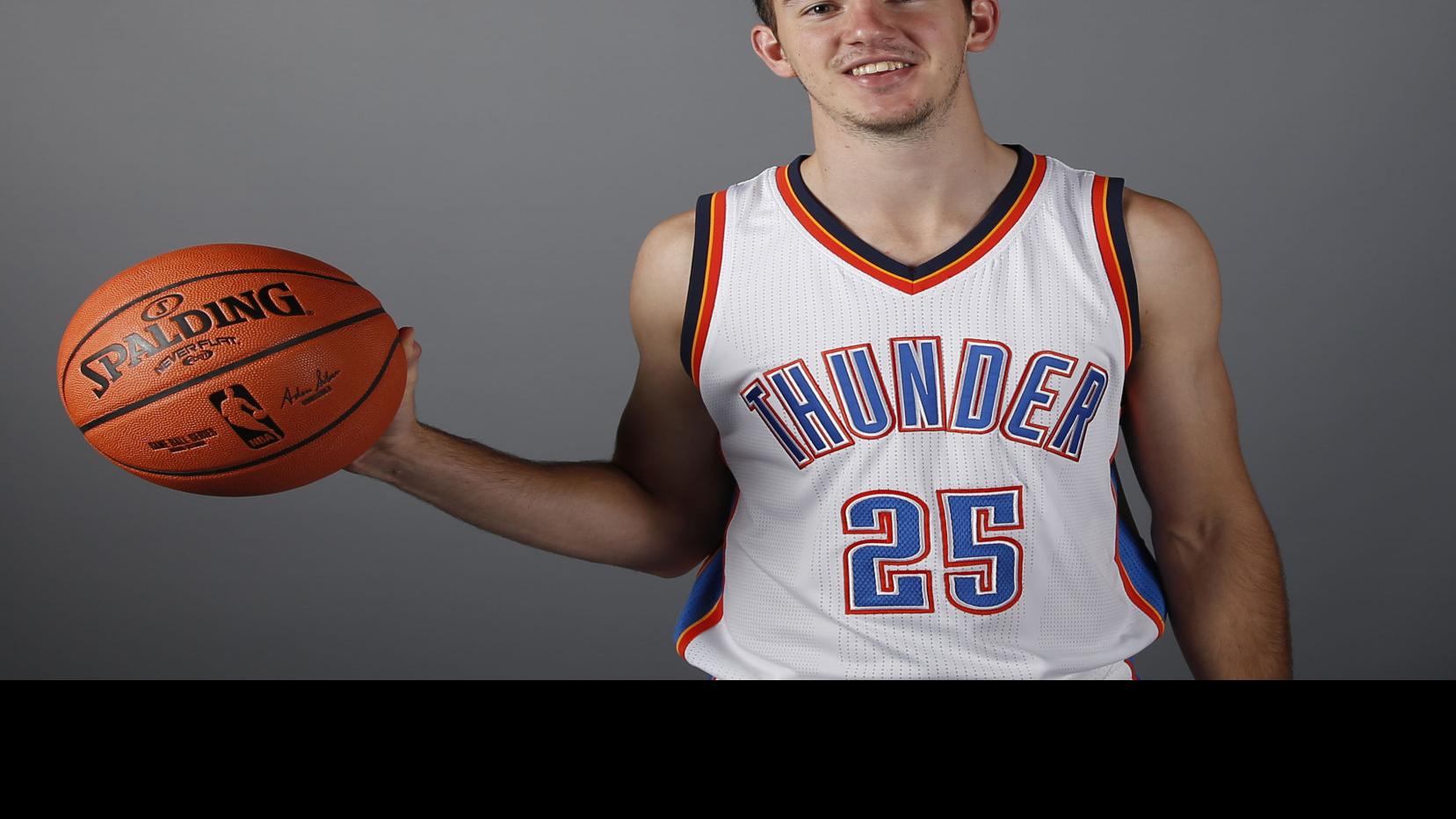 OKC Thunder: The best game in OKC this year? Thunder camp invitee Alex  Caruso was in it