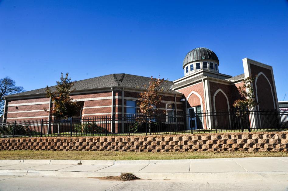 Vandalism tell the police yes or no why picture