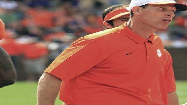 Ex-Clemson baseball coach Lee embracing role as SC assistant