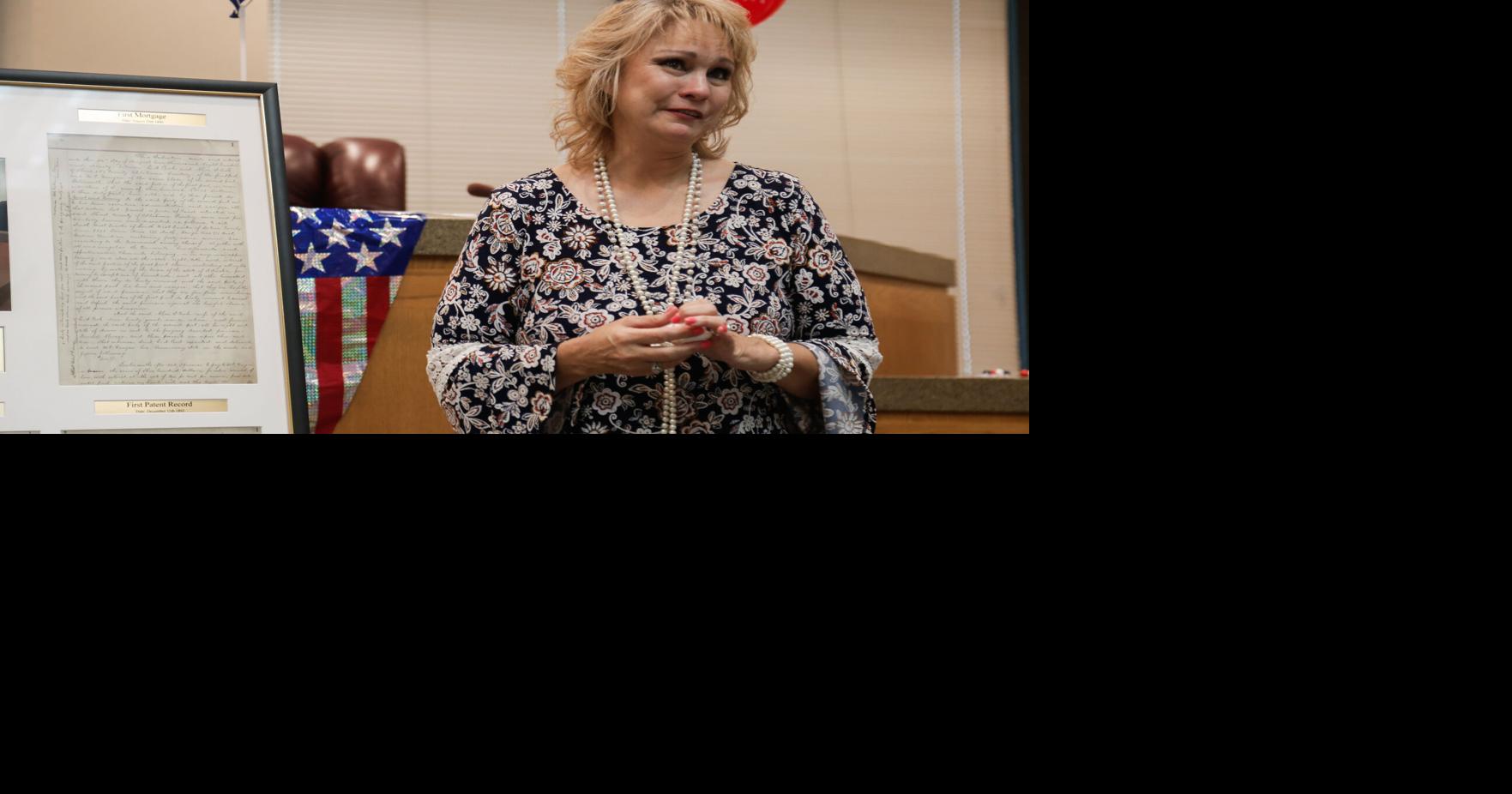 Cleveland County Clerk retires after 35 years normantranscript com