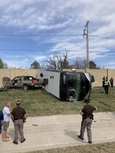 Norman, Moore community step up to help couple after crash on ...