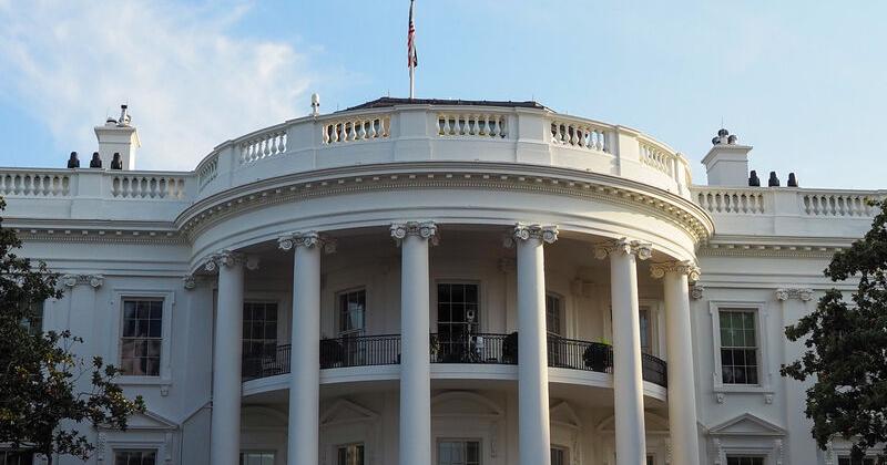 Trump administration appeals judge's order blocking White House ban of ...