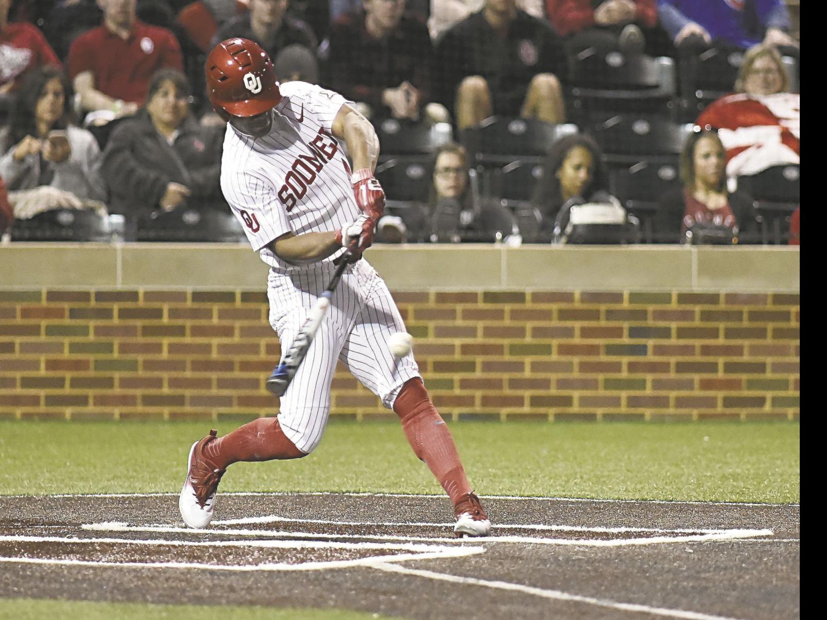 Oklahoma baseball: WATCH Kyler Murray make running grab against Baylor, Sports