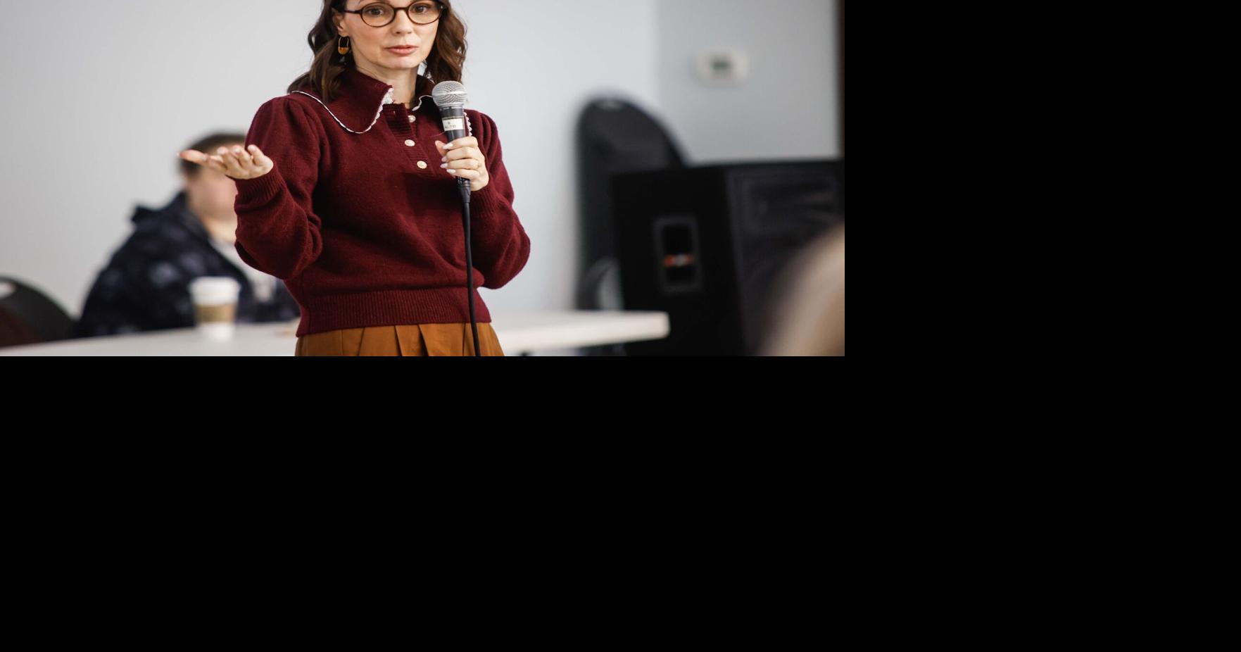 City staff, homelessness advocates address homeless shelter questions from Ward 4 neighborhoods