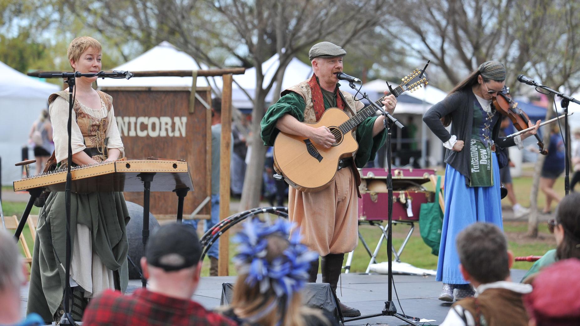 Norman Medieval Fair To Pair Food Trucks With Virtual Entertainment Community Normantranscript Com Medieval Fair Weather 2022