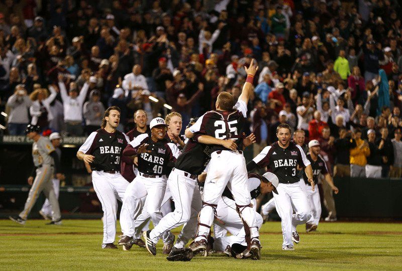 5 of 8 national seeds move to NCAA baseball super regionals Sports