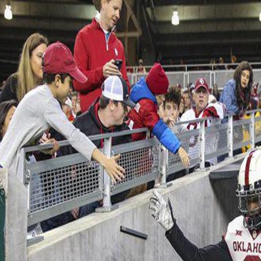 Former OU football player CeeDee Lamb to play in 2022 NFL playoffs