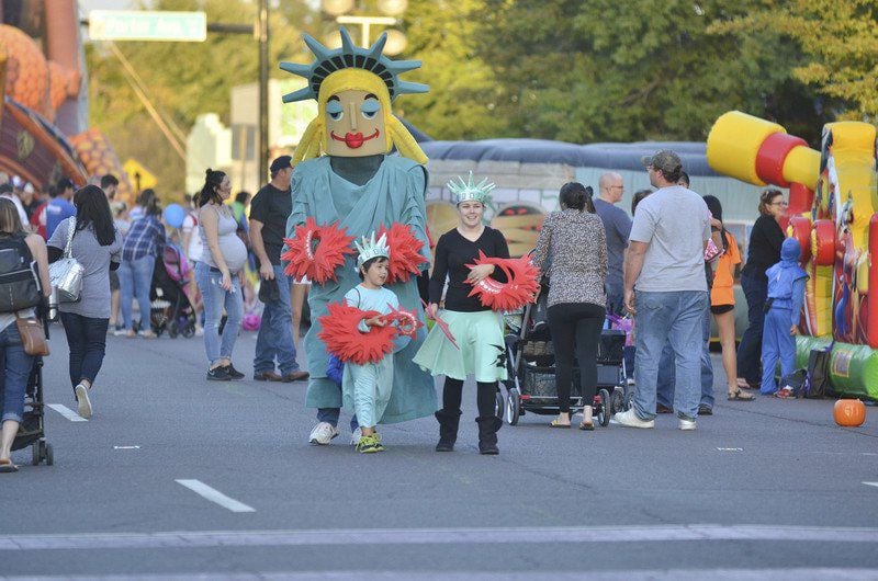 Downtown Norman Fall Fest begins Oklahoma