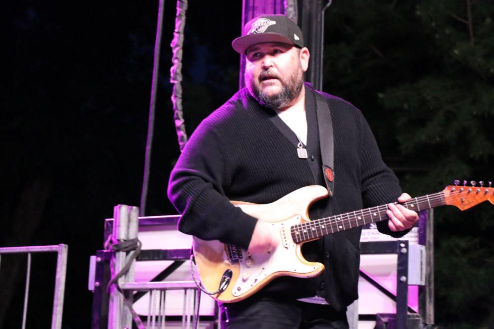 A&E: Guitar slinger Mike Satawake an Oklahoma virtuoso
