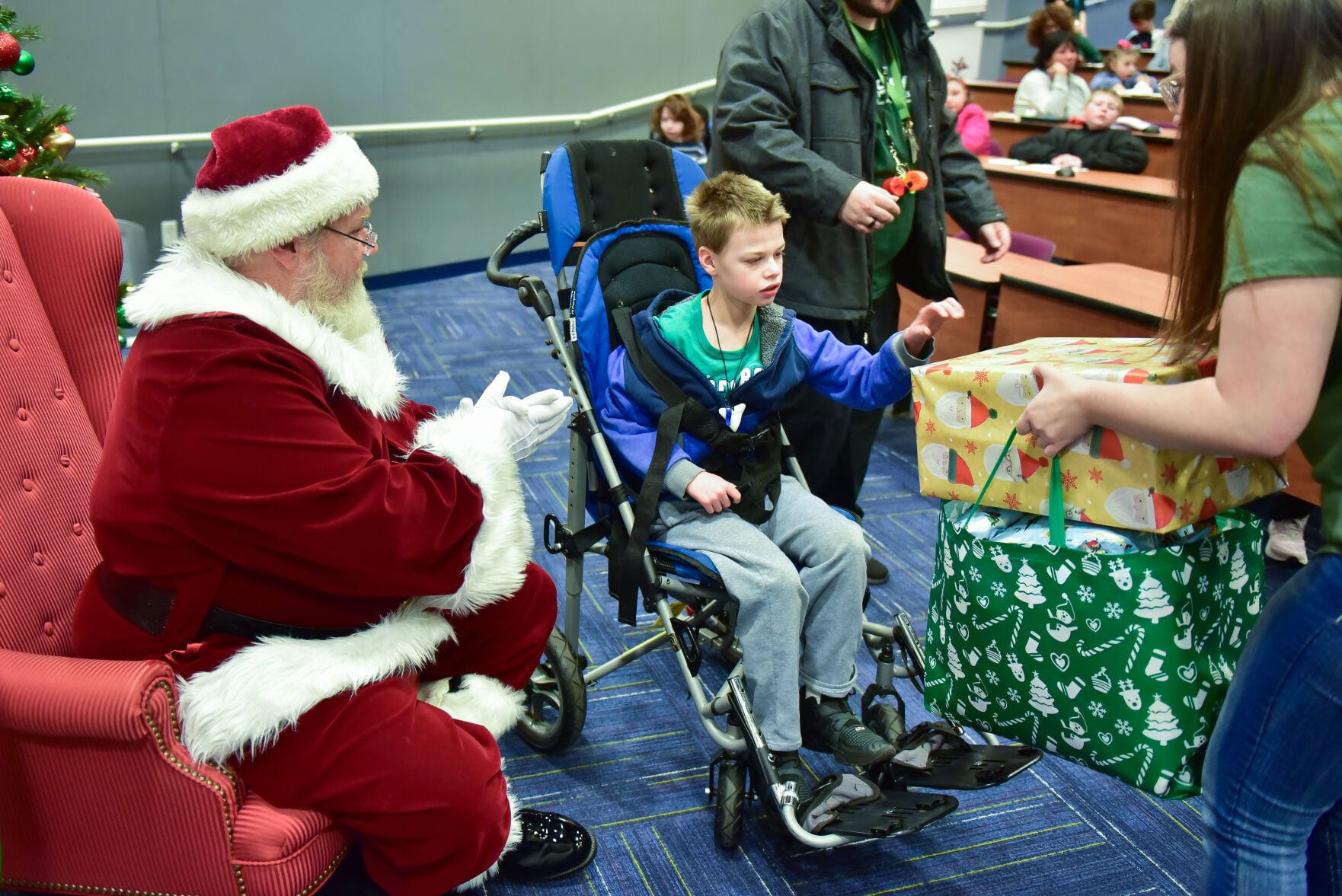 JD McCarty Christmas Party | | normantranscript.com