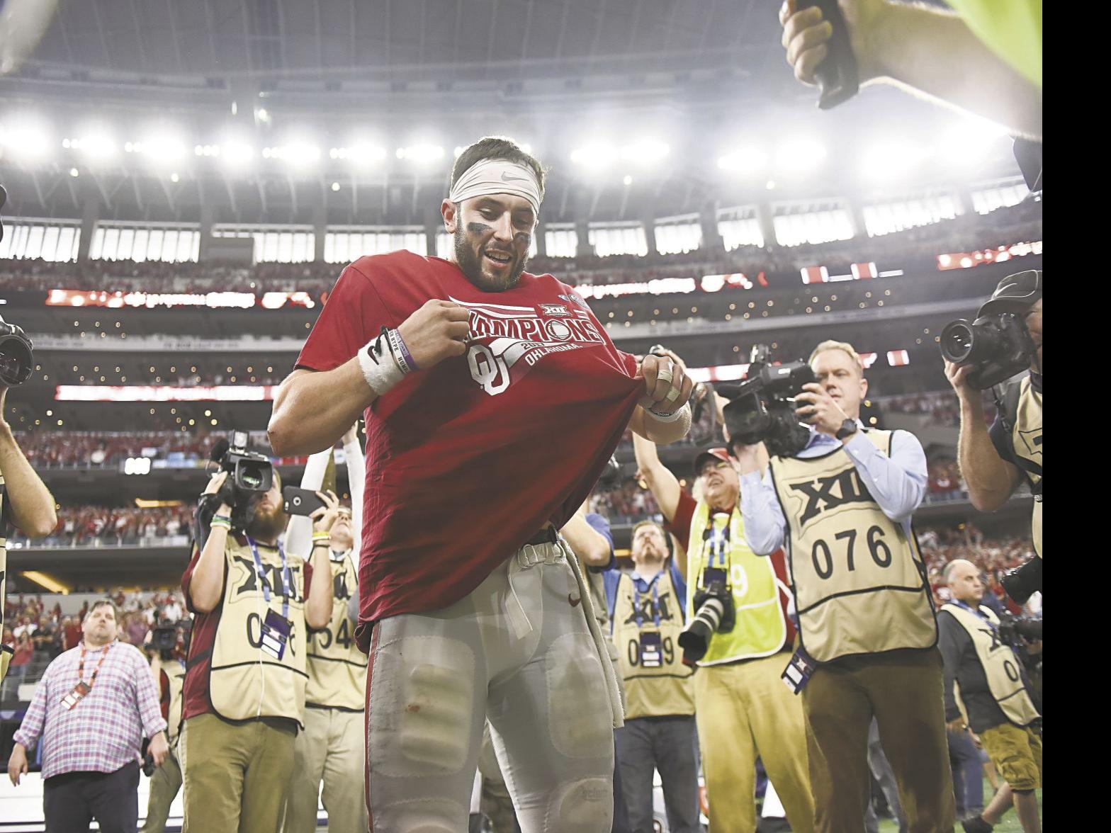 Oklahoma Sooners Defensive Lineman Neville Gallimore Editorial Stock Photo  - Stock Image