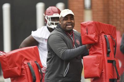 OU football recruiting notepad: Perrion Winfrey's ... In 1986, oprah winfrey became the first black female host of a nationally syndicated daily talk show in 2002, oprah winfrey was named the first recipient of the academy of television arts & sciences'.