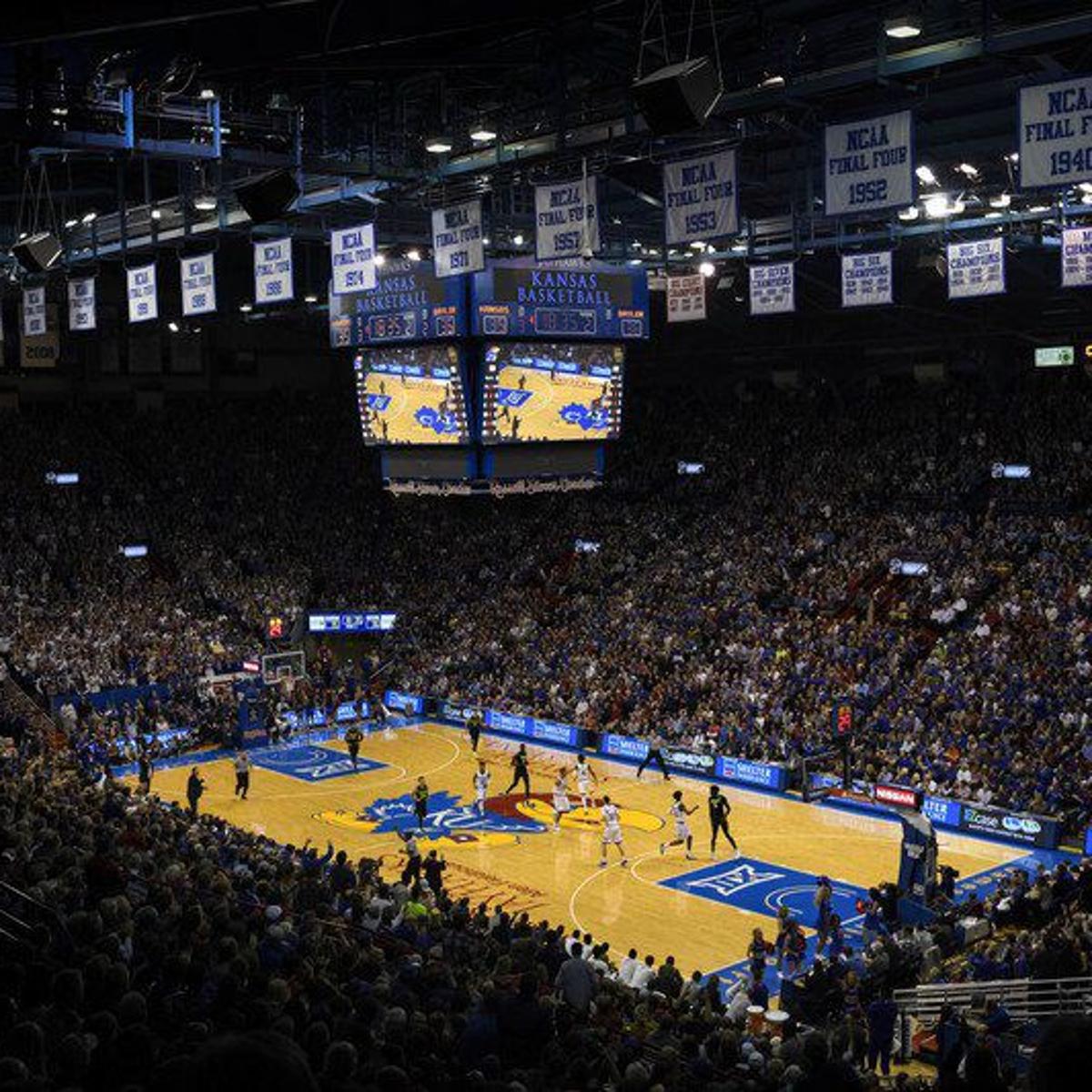 Column Kansas Allen Fieldhouse Is As Good As College Basketball