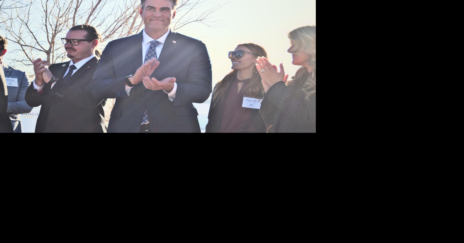 Governor Kevin Stitt welcomes new EV charging station at Crest