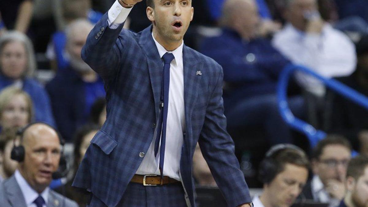 Only 32 Timberwolves Ryan Saunders Directs First Game In Okc National Sports Normantranscript Com