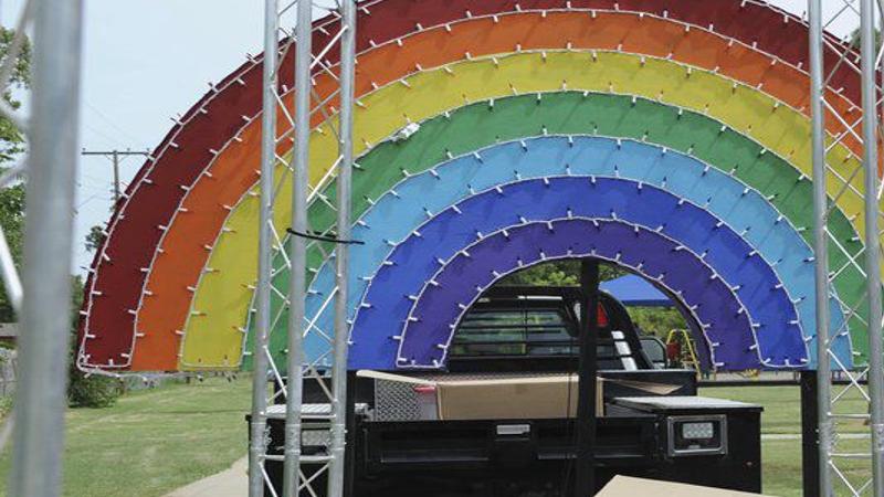 Be Loud Proud And Present Norman Residents Prepare For Oklahoma City S Pride Parade Oklahoma Normantranscript Com