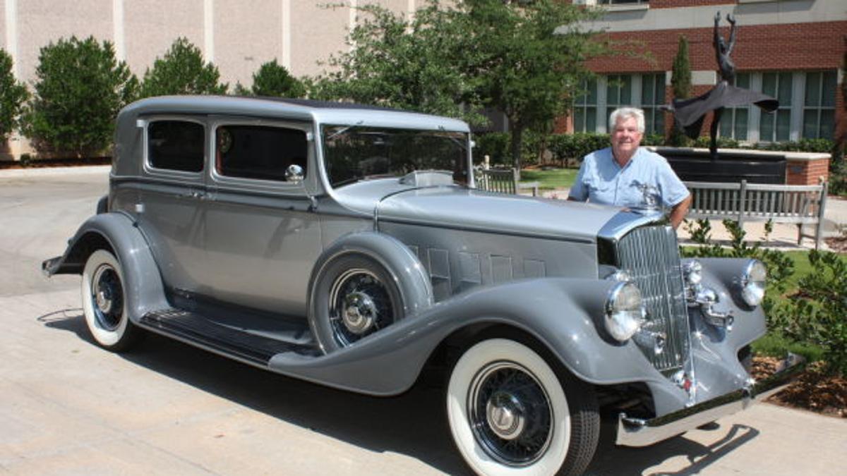 Restored 1933 Pierce Arrow Brings Back Fond Memories Local News Normantranscript Com Restored 1933 Pierce Arrow Brings Back Fond Memories Local News Normantranscript Com