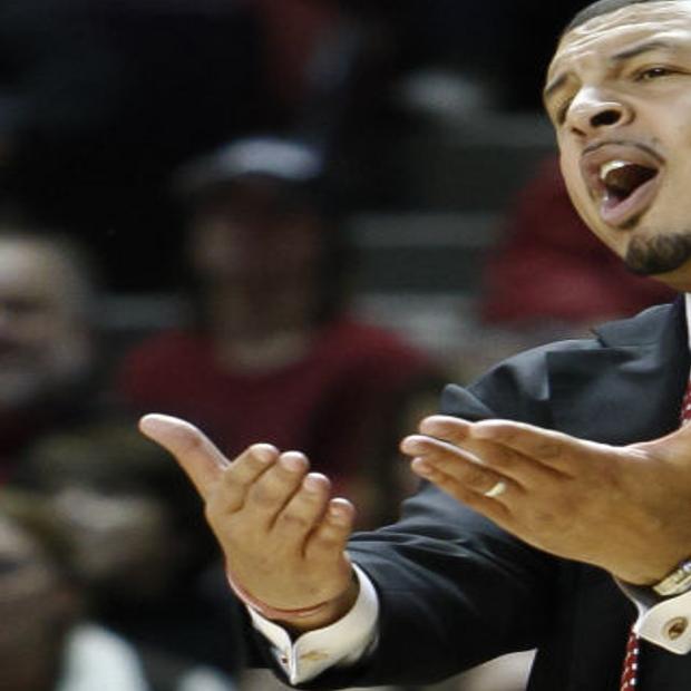 Oklahoma Fires Men S Basketball Coach Jeff Capel