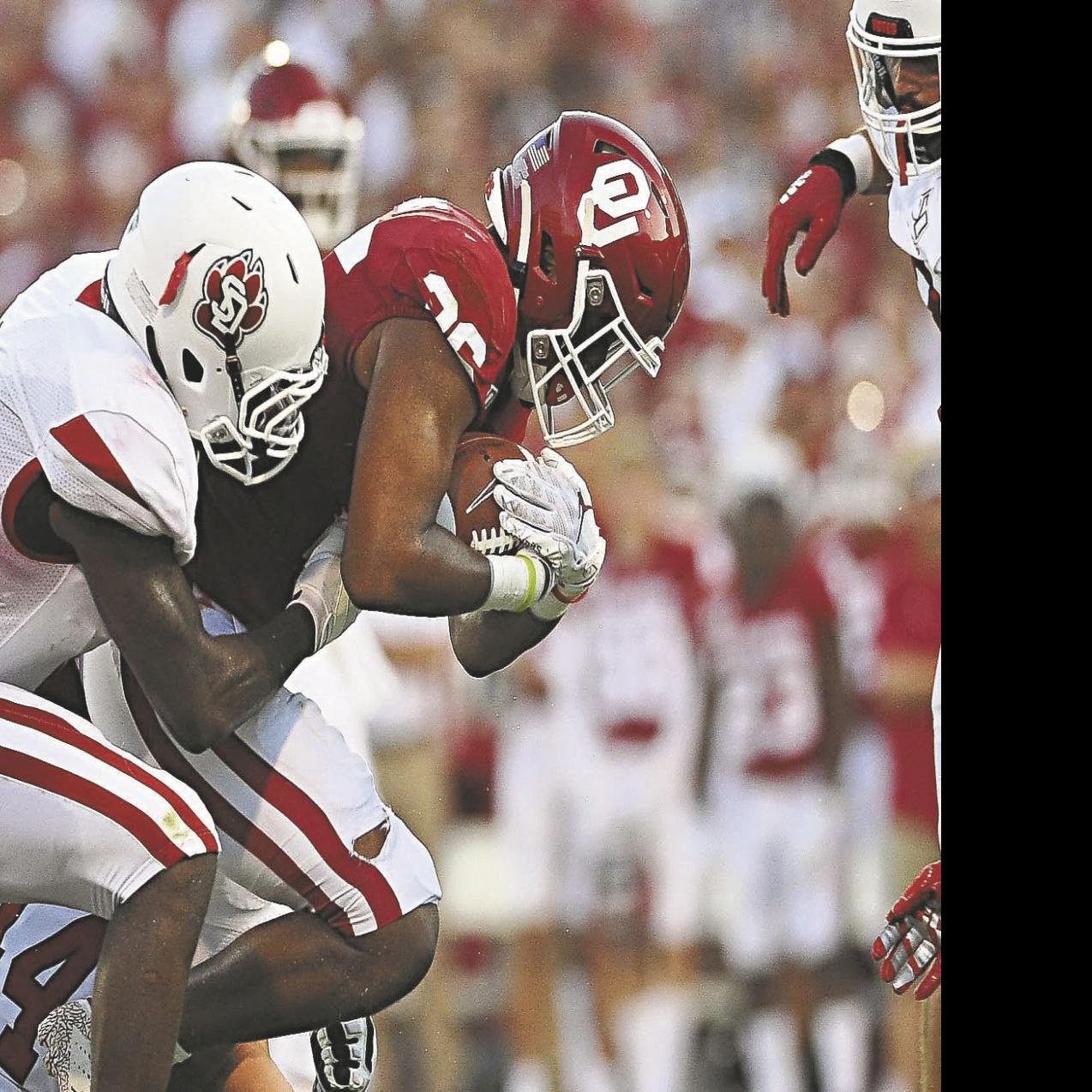 Ou Football After Hit Vs Texas Tech Kennedy Brooks Will Play