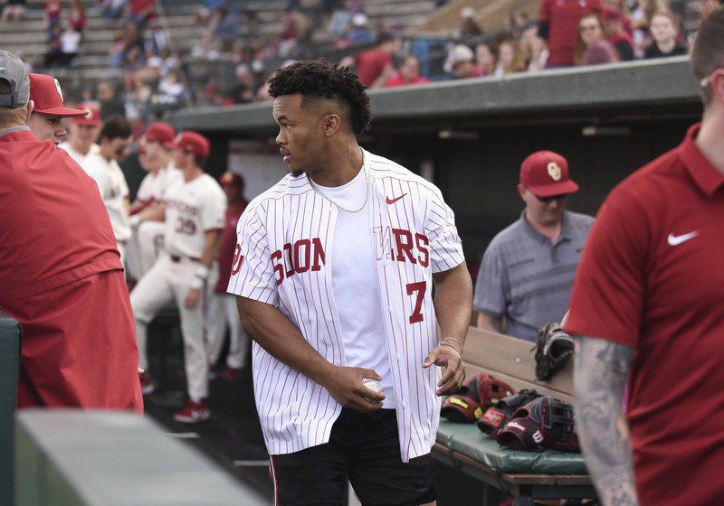 Baker Mayfield sports Christian Yelich jersey before Thursday game