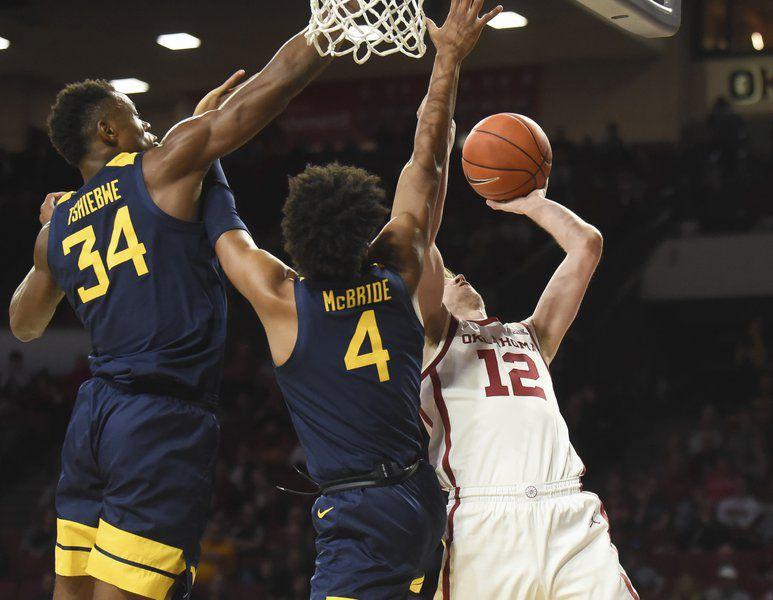 Ou Men S Basketball Notepad Austin Reaves Foul Trouble Forces