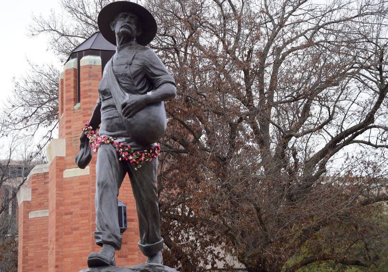 Cleveland Browns Accused of UsingBllackface in hat design