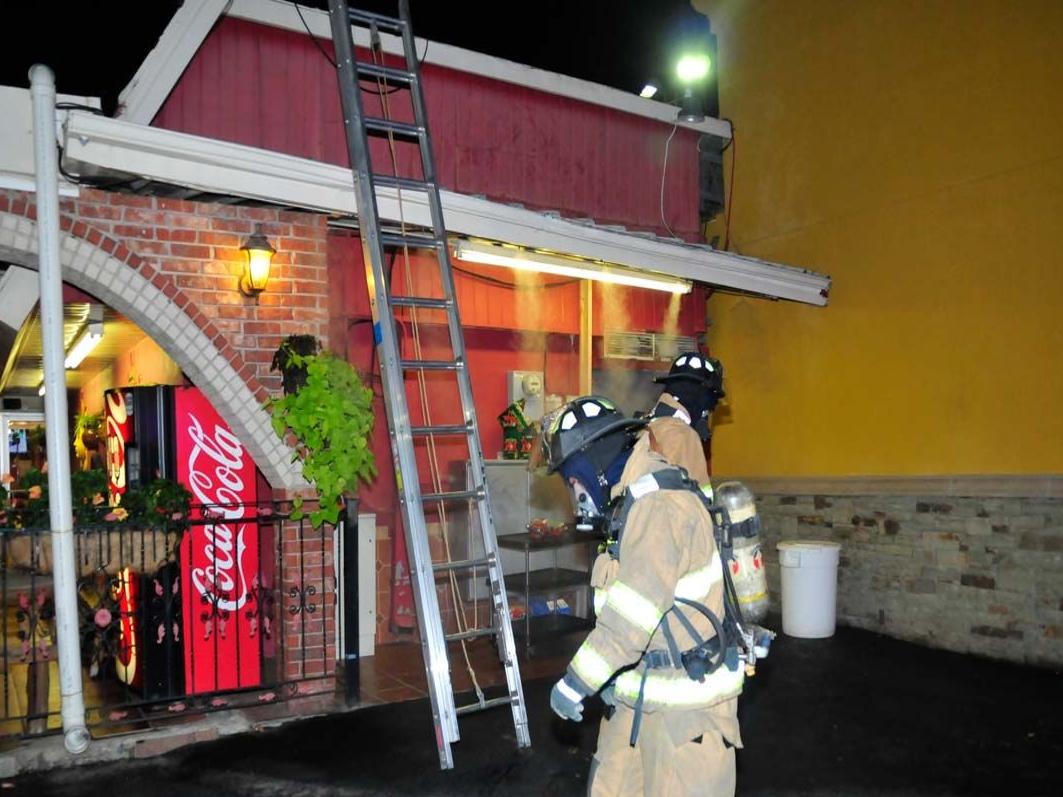 Fire Breaks Out At Tarahumara S Restaurant News Normantranscript Com