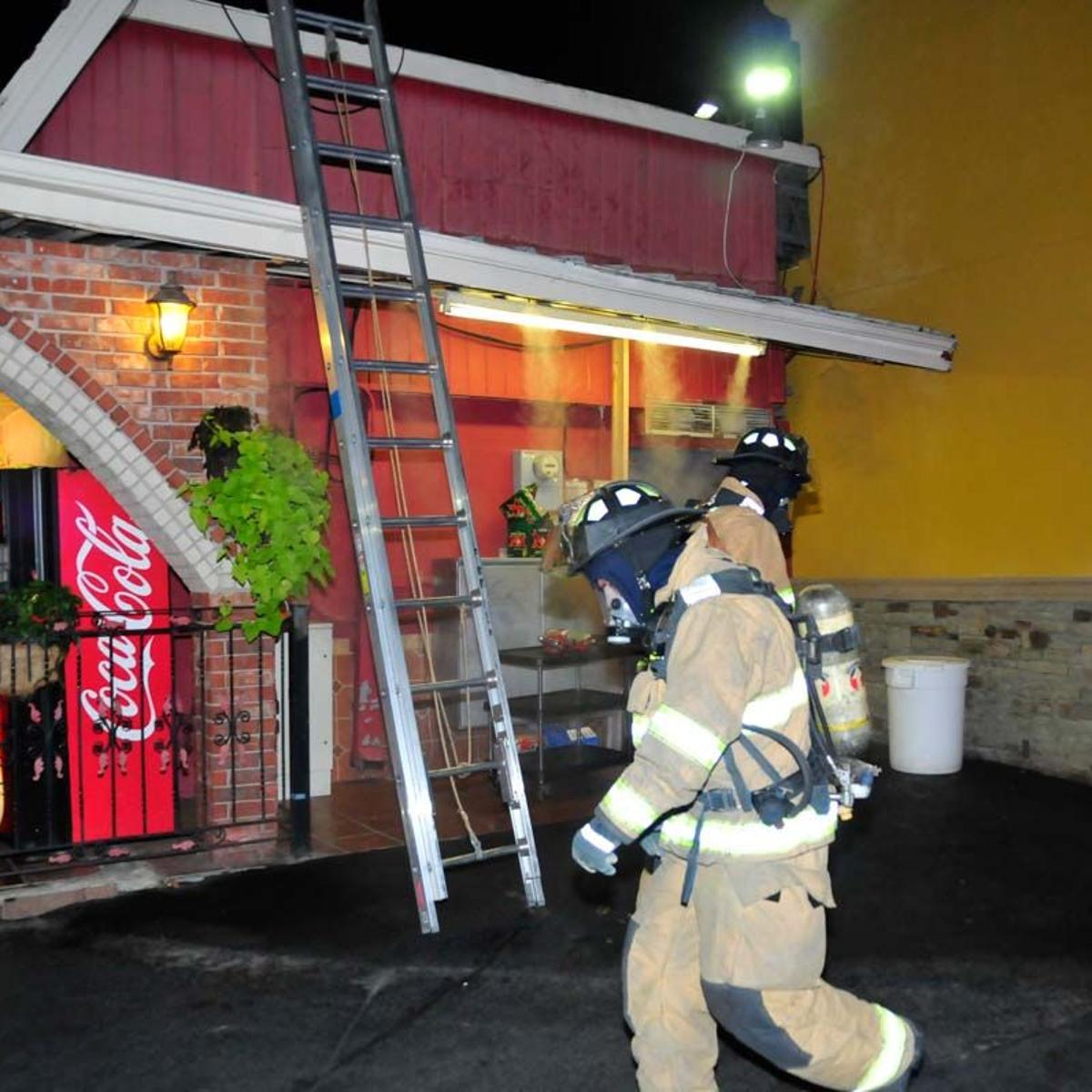 Fire Breaks Out At Tarahumara S Restaurant News Normantranscript Com Fire Breaks Out At Tarahumara S Restaurant News Normantranscript Com