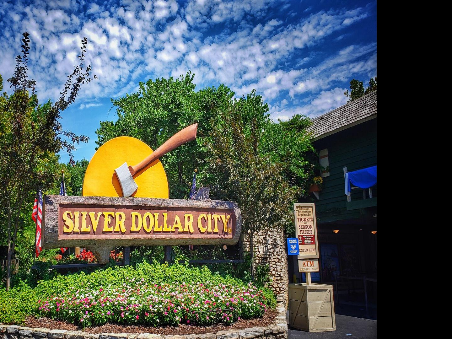 Silver Dollar City Offers Grand Themed Getaway An Easy Drive From Home Community Normantranscript Com