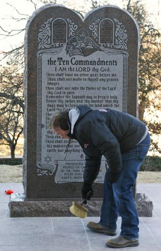 10 Commandments monument replaced at State Capitol