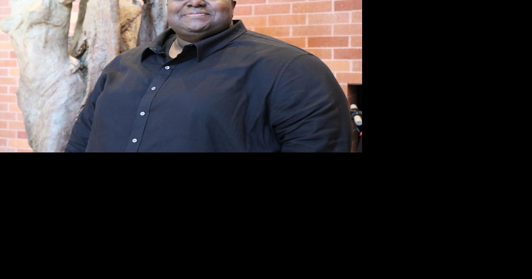 A&E: Jabarie Glass leading Holidays at OU concert