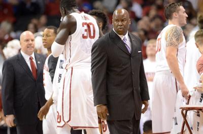 Ou Men S Basketball Chris Crutchfield Leaves Oklahoma Staff For