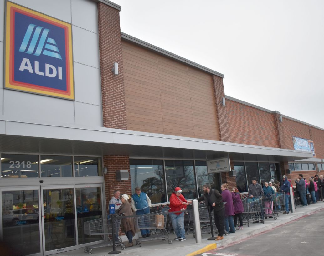 chickasha-aldi-opens-with-fanfare-news-normantranscript