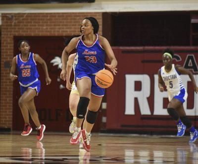 High School Basketball Mhs Star Aaliyah Moore Builds Toward