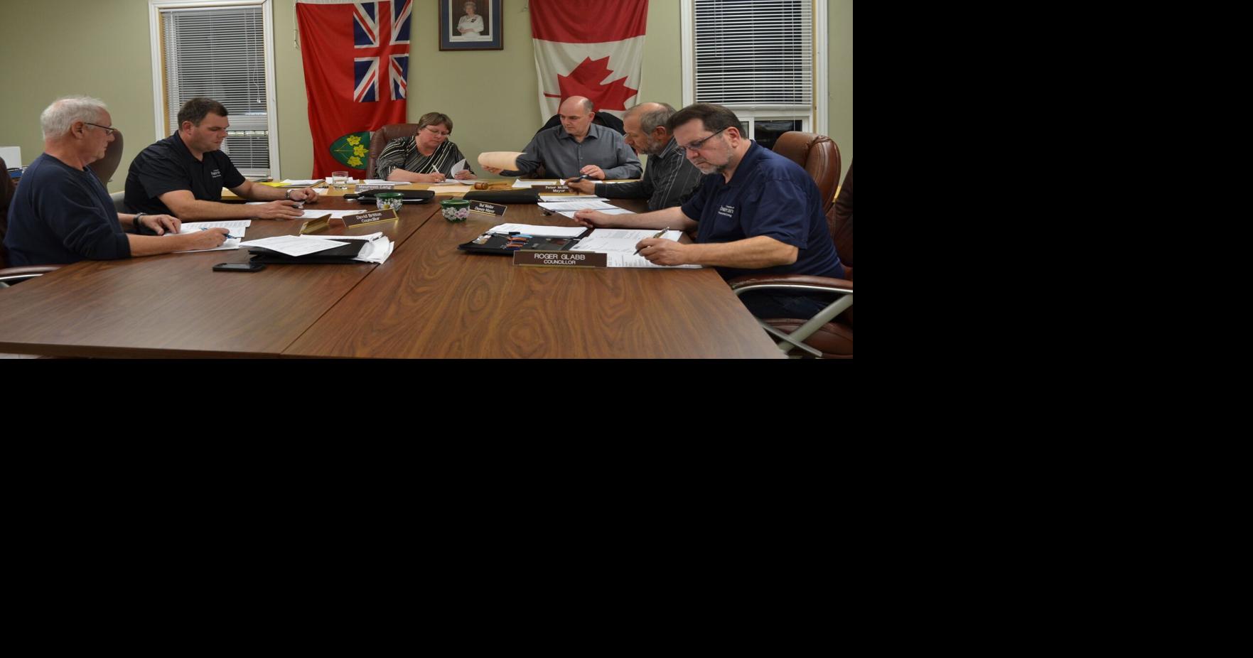 Powassan puts body camera, protective gear on bylaw officer