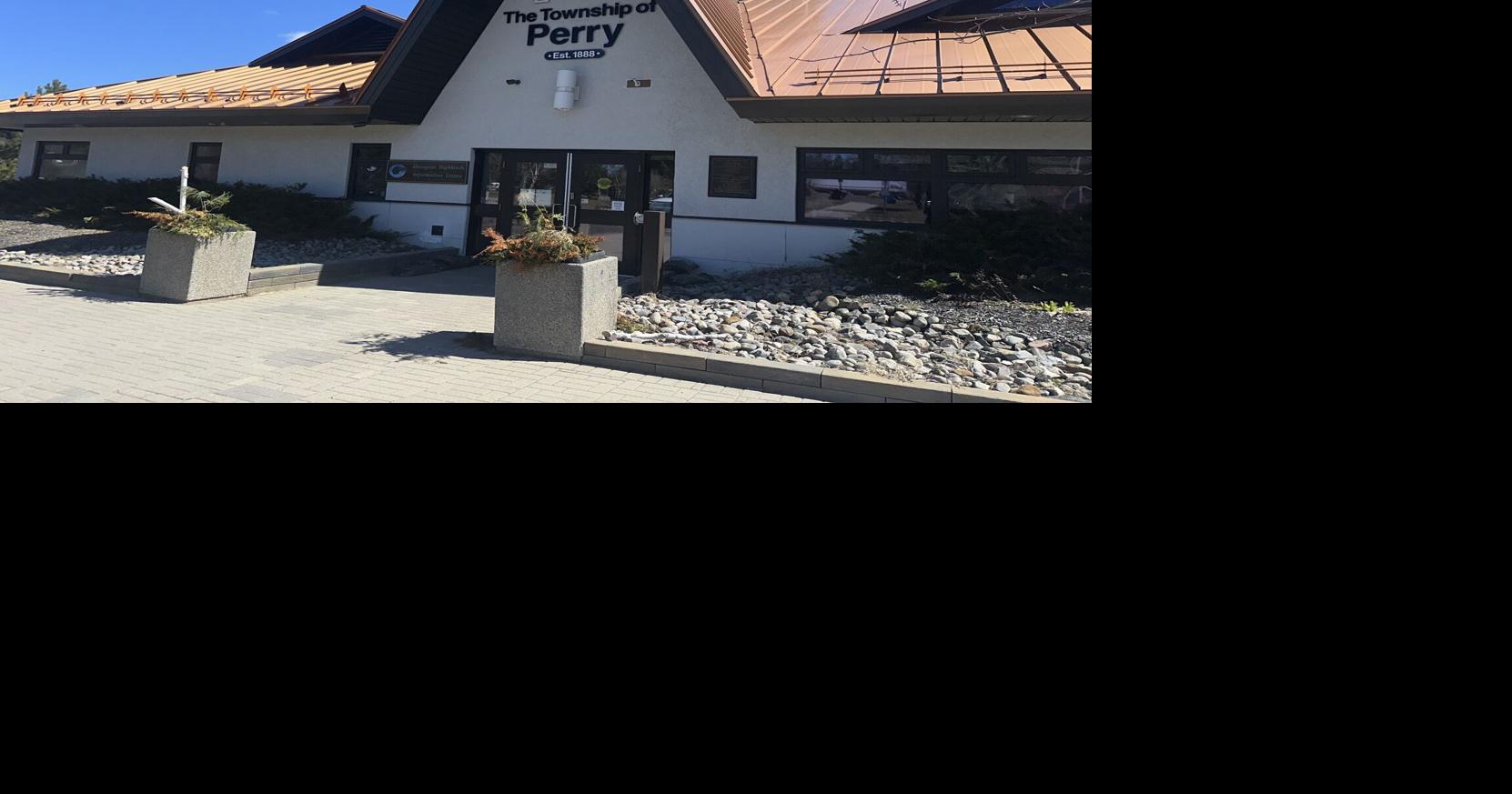 Perry backs grassroots fight to save Huntsville cancer clinic
