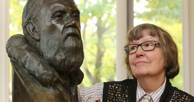 Port Hope library receives special donation from Mowat family