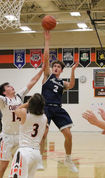 Cats Fall On Road Sports Northwestsignal Net