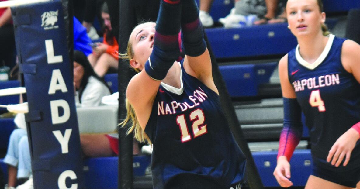 Lady Cats rally past Wauseon on court