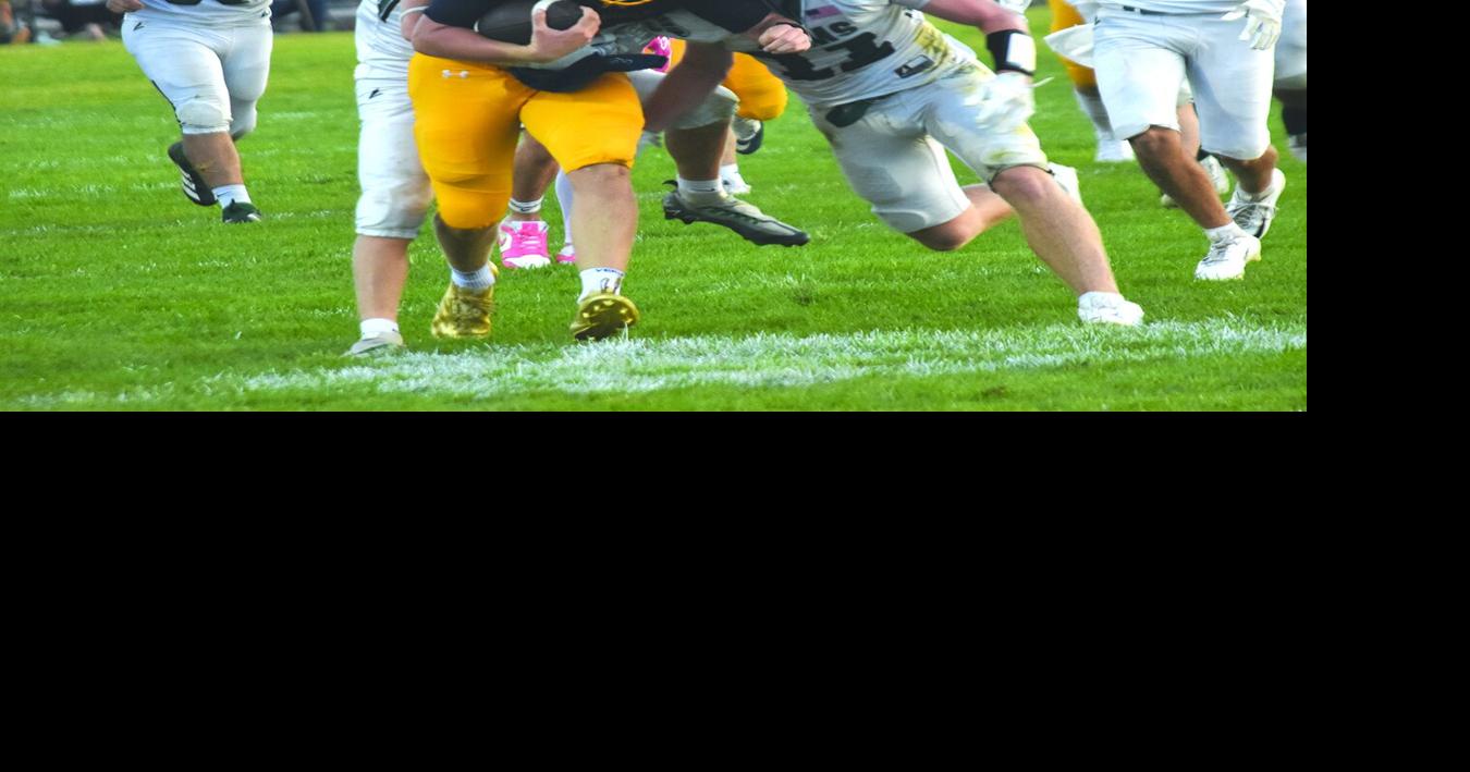 Bluestreaks rout Tinora in final nonleague game