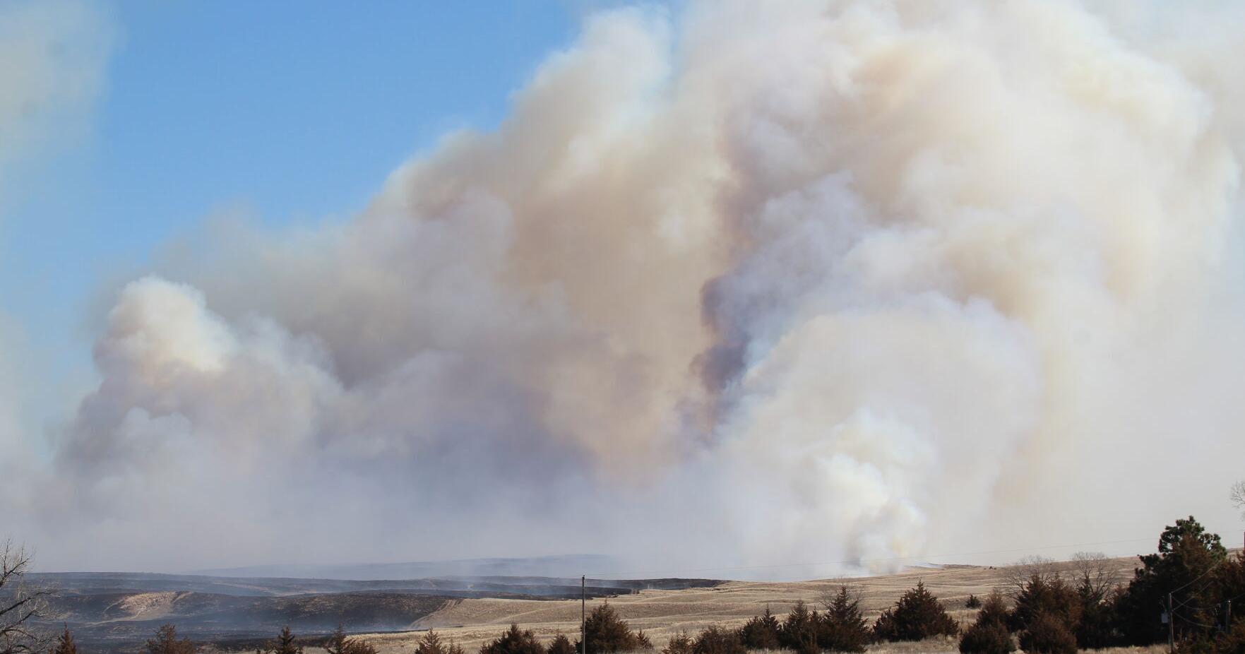 Two homes destroyed as crews continue to battle Betty's Way fire in Lincoln, Custer counties - Vimarsana News