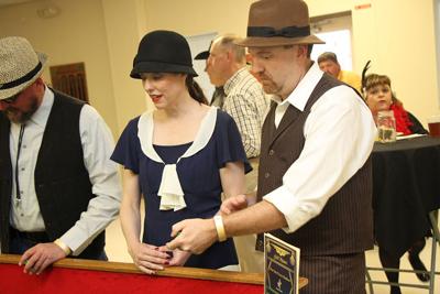 1920s Theme Brings Out Flappers Gangsters To Fundraising Gala