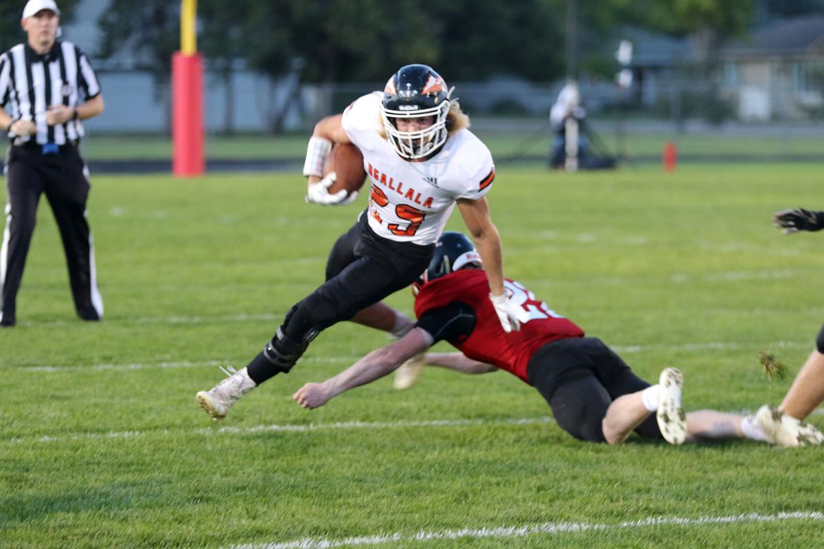 Ogallala football upsets Cozad 16-13