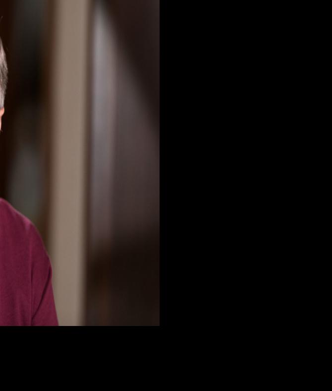 Bill Gates' 20,000 acres in Nebraska help make him the top farmland