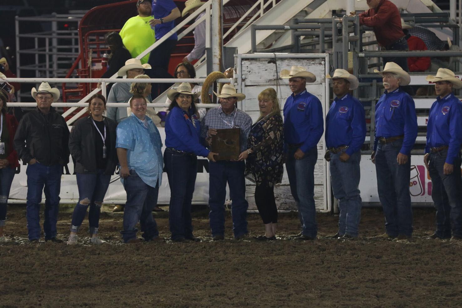 Marvin and Mueller of Sutherland receive Trail Boss Award