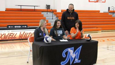 Maxwell S Janie Sommer Signs With Mccook Community College Sports Nptelegraph Com